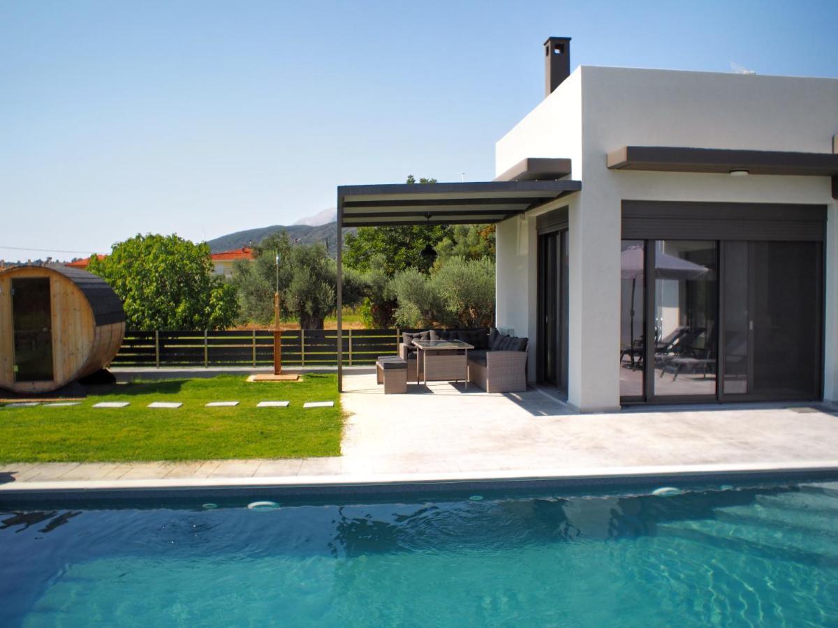Nostos Luxury Villas With Private Pool In Nafpaktos Exterior photo